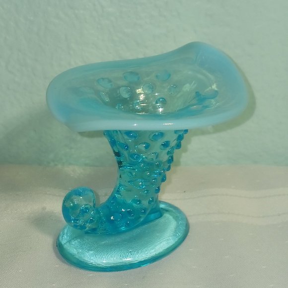 Vintage Fenton Hobnail Blue Opalescent Cornucopia Candle Holder ca. 1940 - 1942 - Picture 2 of 6